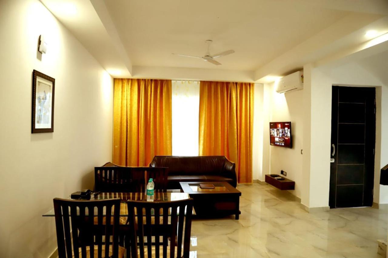 Country Inn Hotels & Resorts Vrindāvan Εξωτερικό φωτογραφία