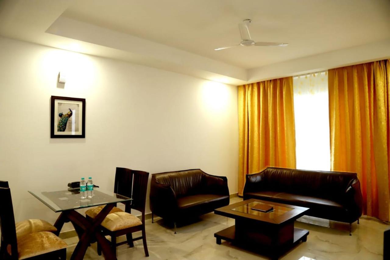 Country Inn Hotels & Resorts Vrindāvan Εξωτερικό φωτογραφία